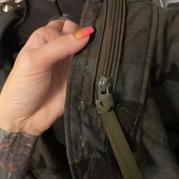 Runway Dreams Studded Camo jacket!! XS(oversized) - Picture 5 of 5